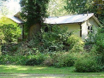 Cabins And Campground At Cultus Lake Park Hotel Chilliwack Exterior photo